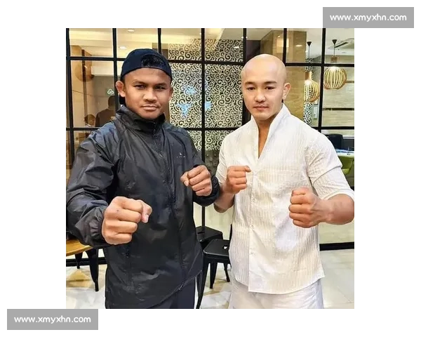 一龙与播求巅峰对决回顾解析拳击技巧与心理较量的全景呈现 一龙与播求巅峰对决回顾解析拳击技巧与心理较量的全景呈现